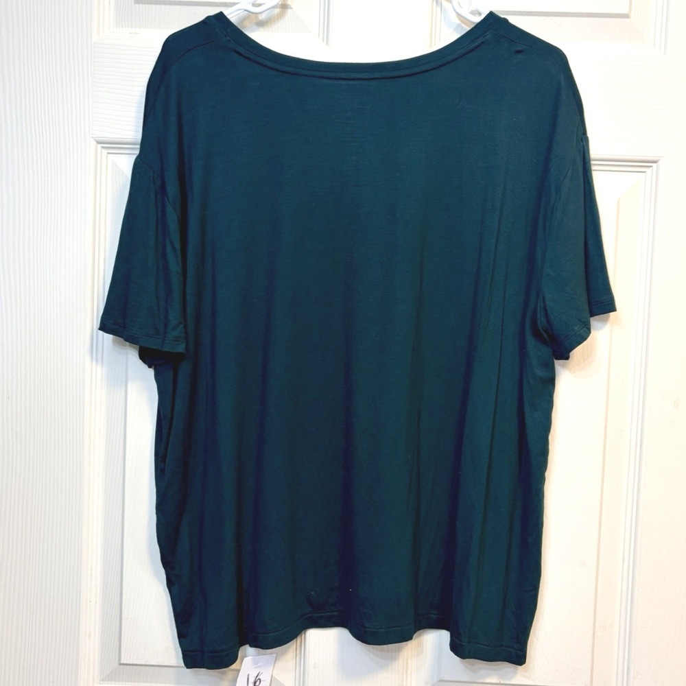 Nine‎ West T-Shirt Soft Spun V-Neck Dark Green Short Sleeve Stretch Top XXL NWOT - Picture 2 of 4